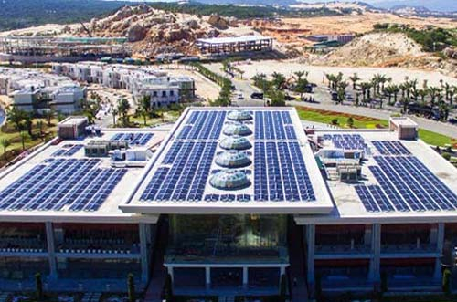 YABO鸭脖推出多款平屋顶矩阵压载系统，助力屋顶光伏向阳而生！