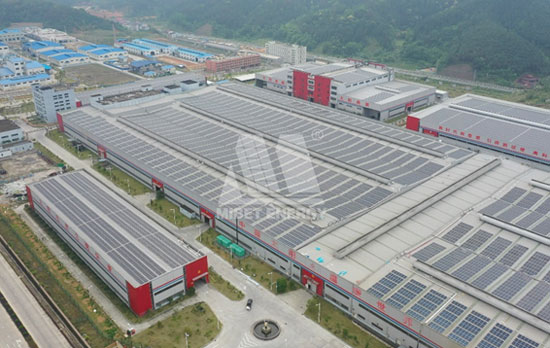 YABO鸭脖分布式光伏系统助力制造企业低碳转型